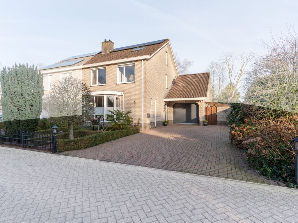 Jonkheer Sandberglaan 1B, Hierden