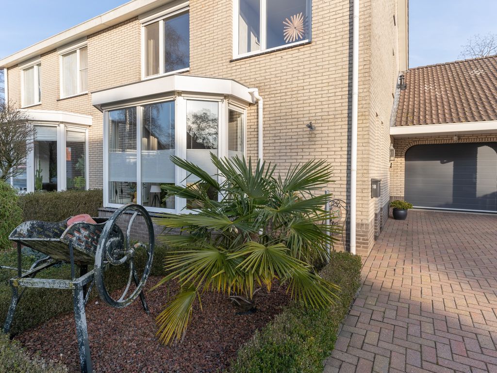 Jonkheer Sandberglaan 1B, Hierden