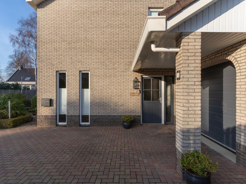 Jonkheer Sandberglaan 1B, Hierden