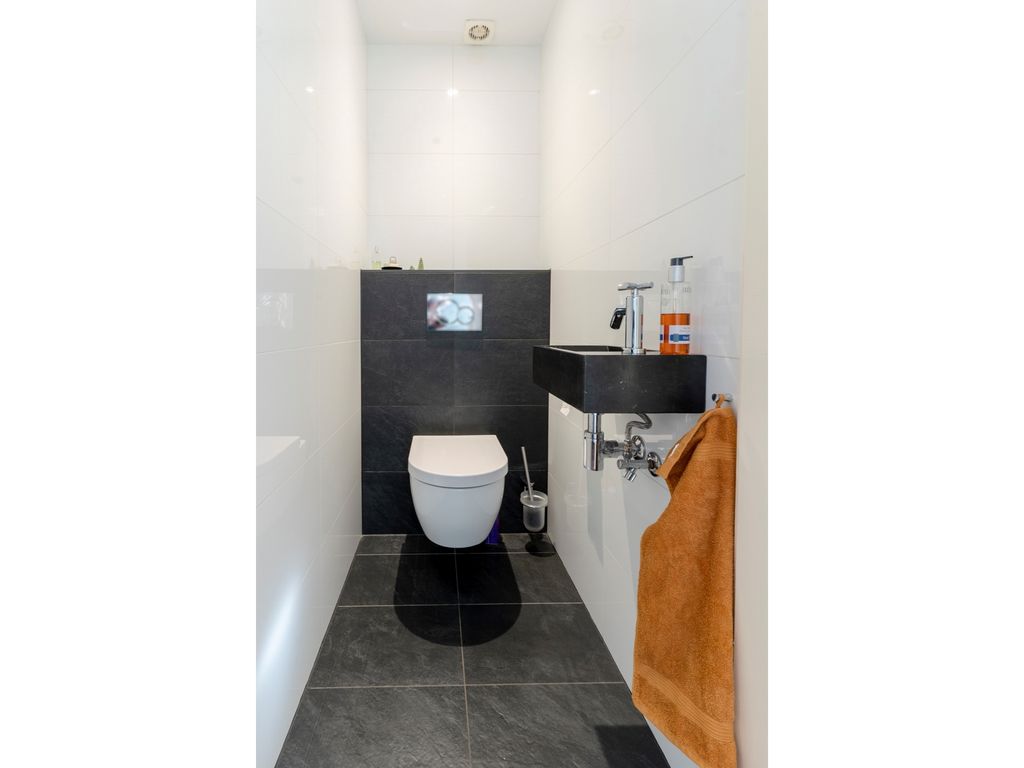 Jonkheer Sandberglaan 1B, Hierden