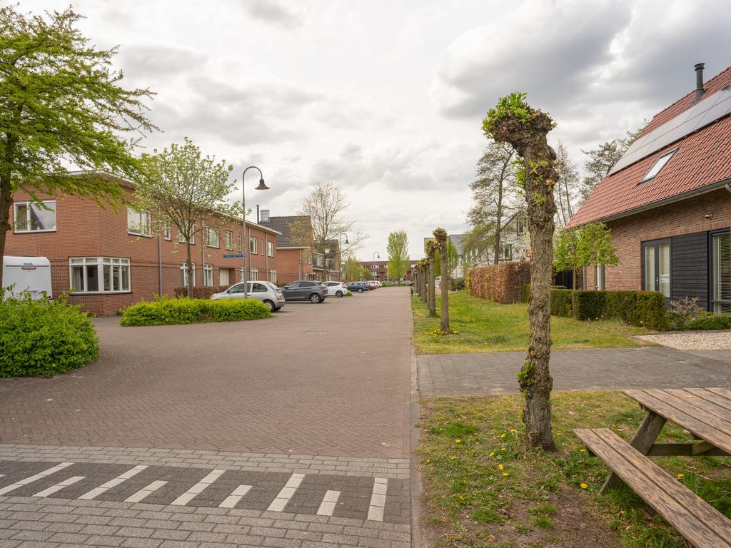 Tonnenbergerhout 21, Harderwijk