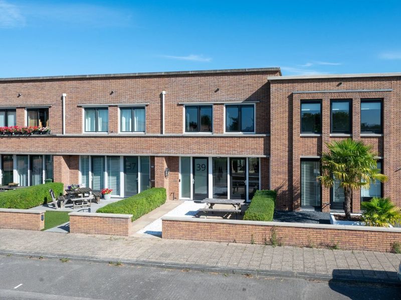 Lijsterhof 39, Zeewolde