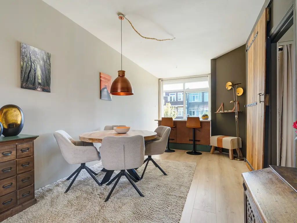 Perenstraat 162, Den Haag