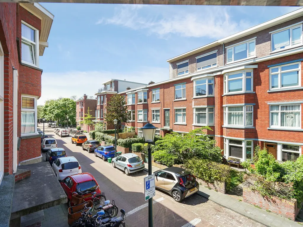 Perenstraat 162, Den Haag
