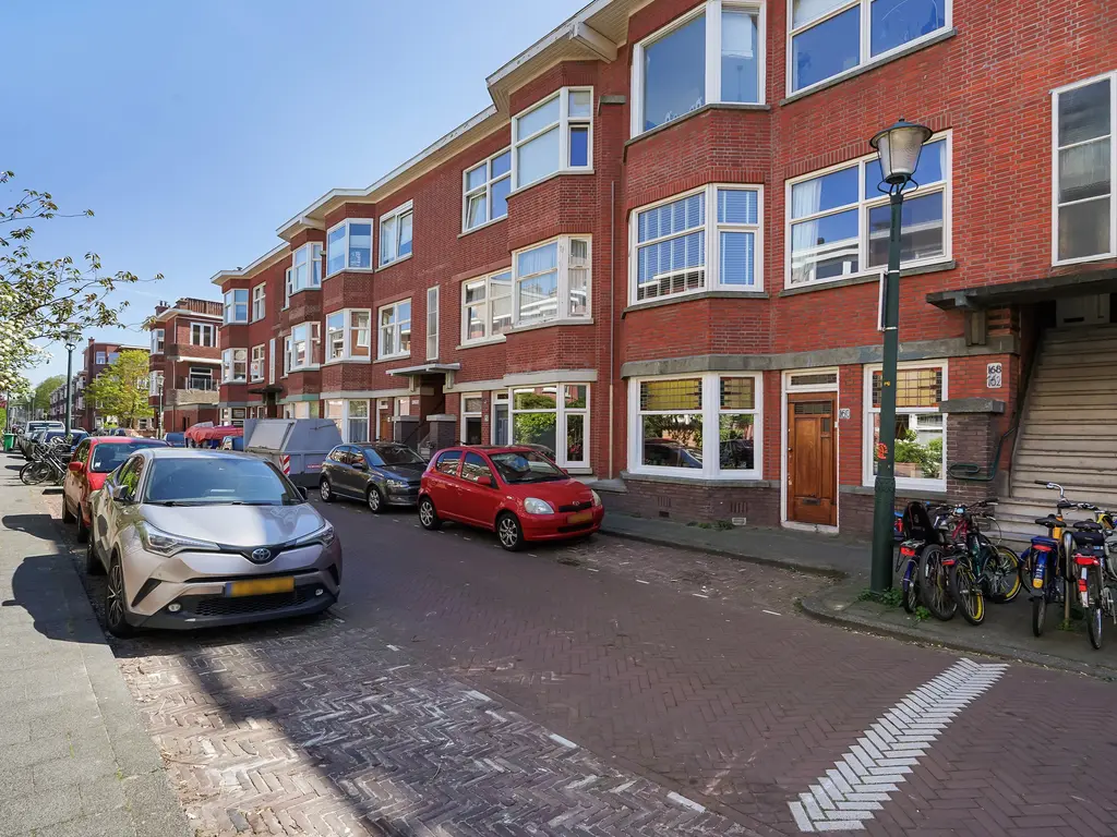 Perenstraat 162, Den Haag