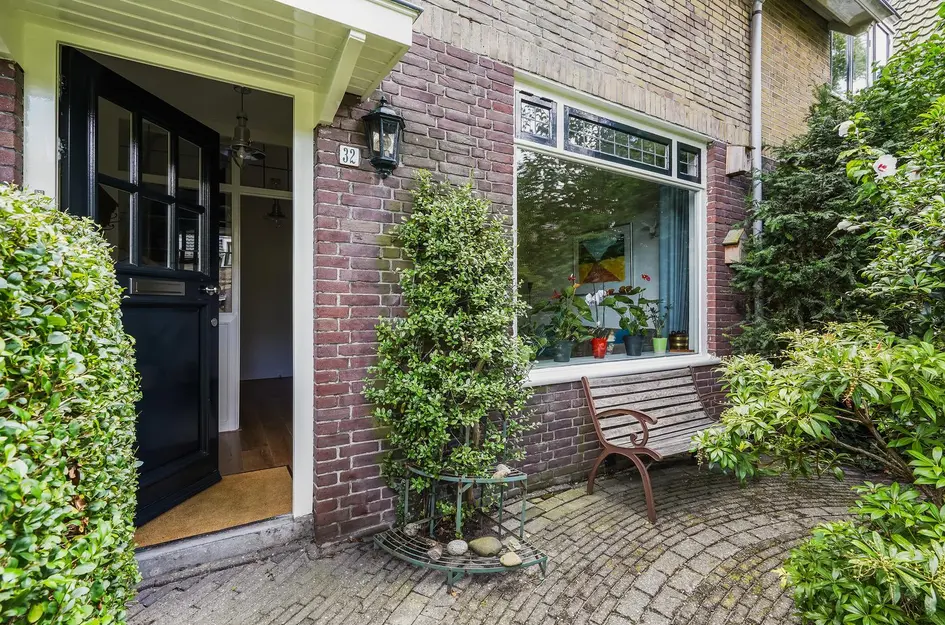 Theemsstraat 32