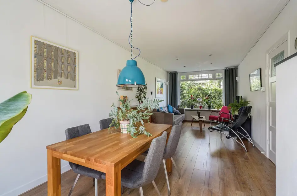 Theemsstraat 32