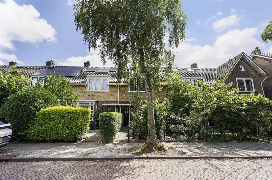 Theemsstraat 32