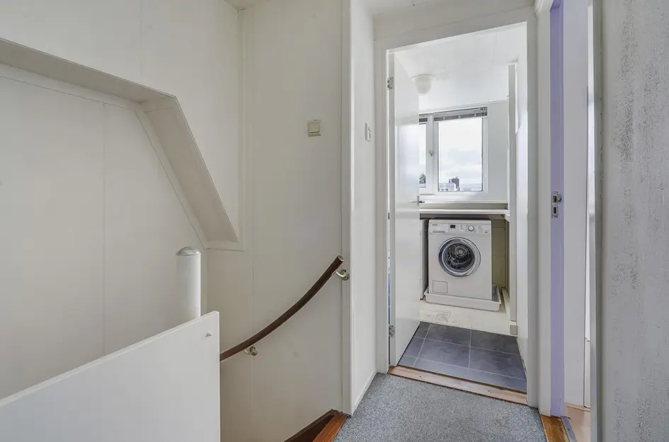 Theemsstraat 32