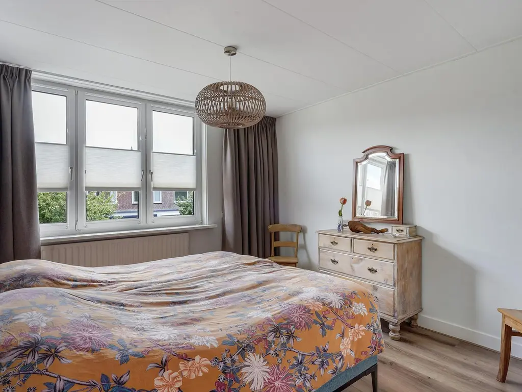 Theemsstraat 32, Haarlem