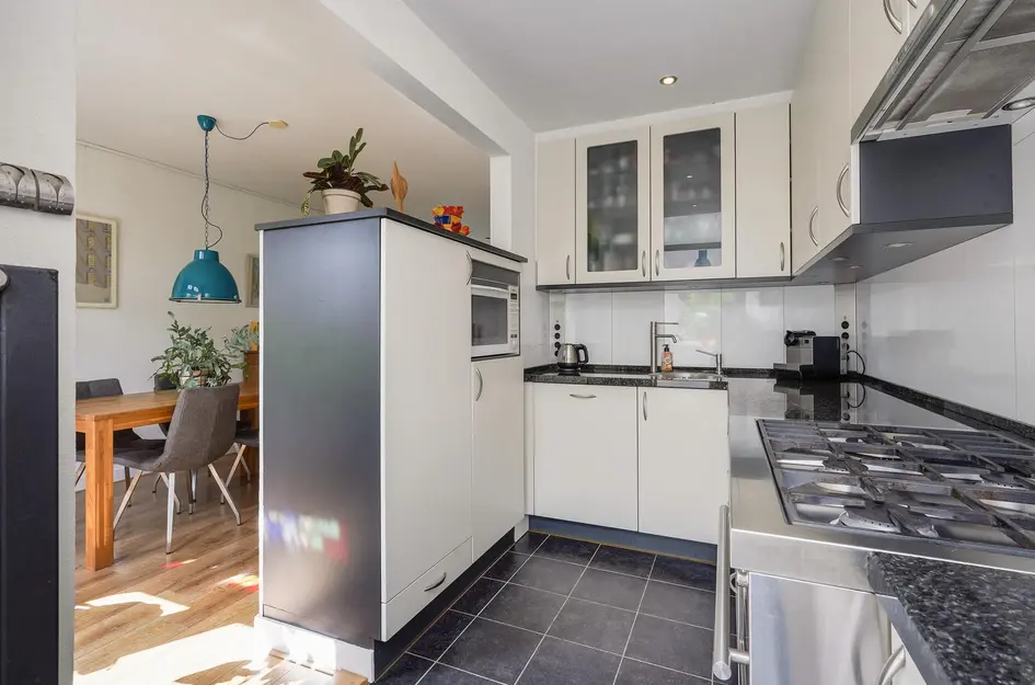 Theemsstraat 32