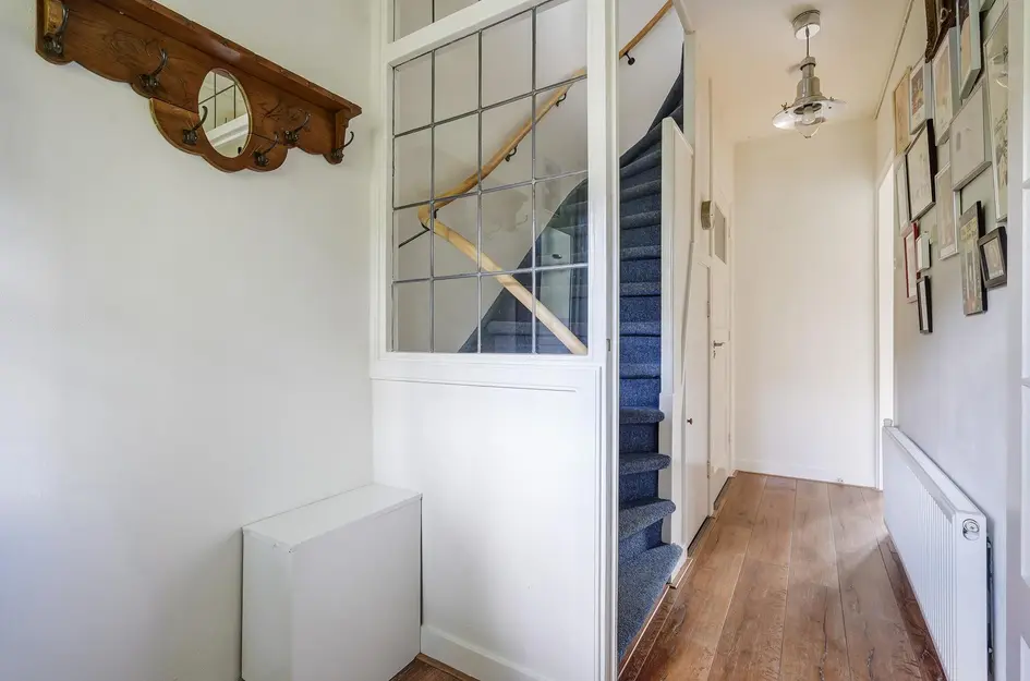 Theemsstraat 32