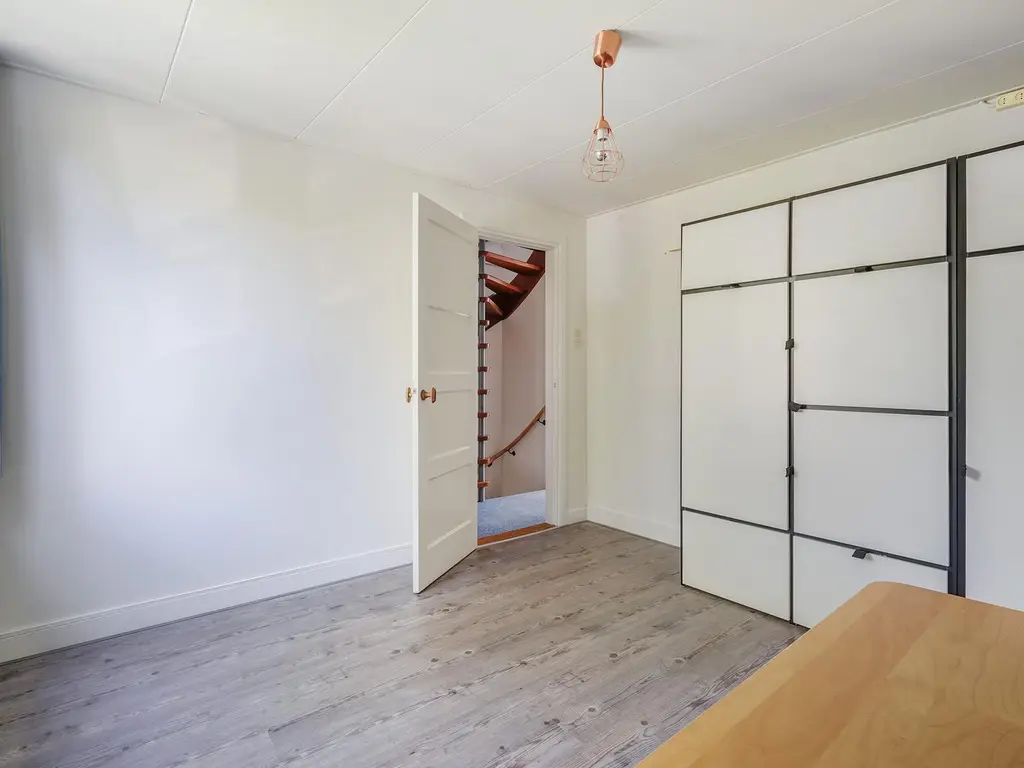 Theemsstraat 32, Haarlem