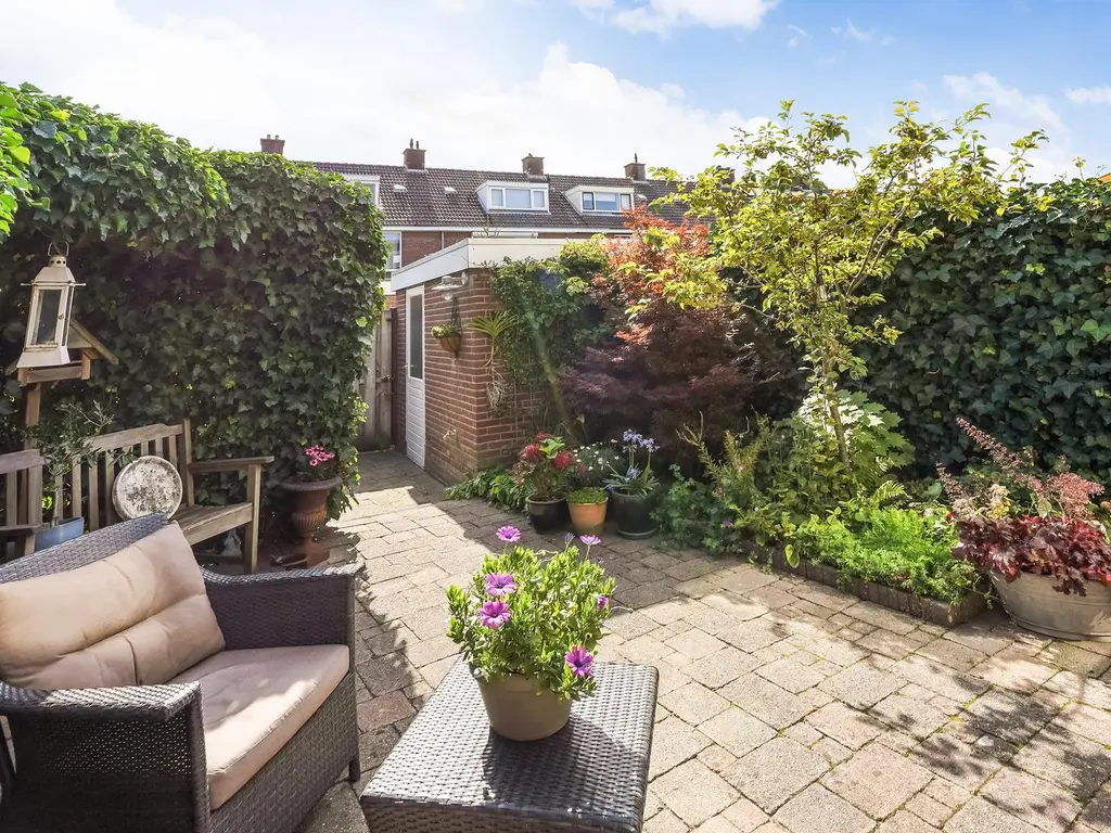 Vincent van Goghstraat 23, Lisse