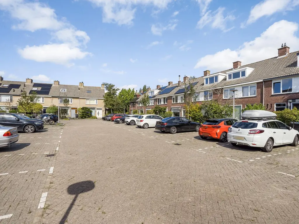 Vincent van Goghstraat 23, Lisse