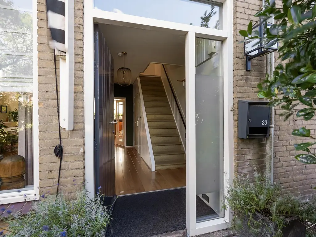 Vincent van Goghstraat 23, Lisse