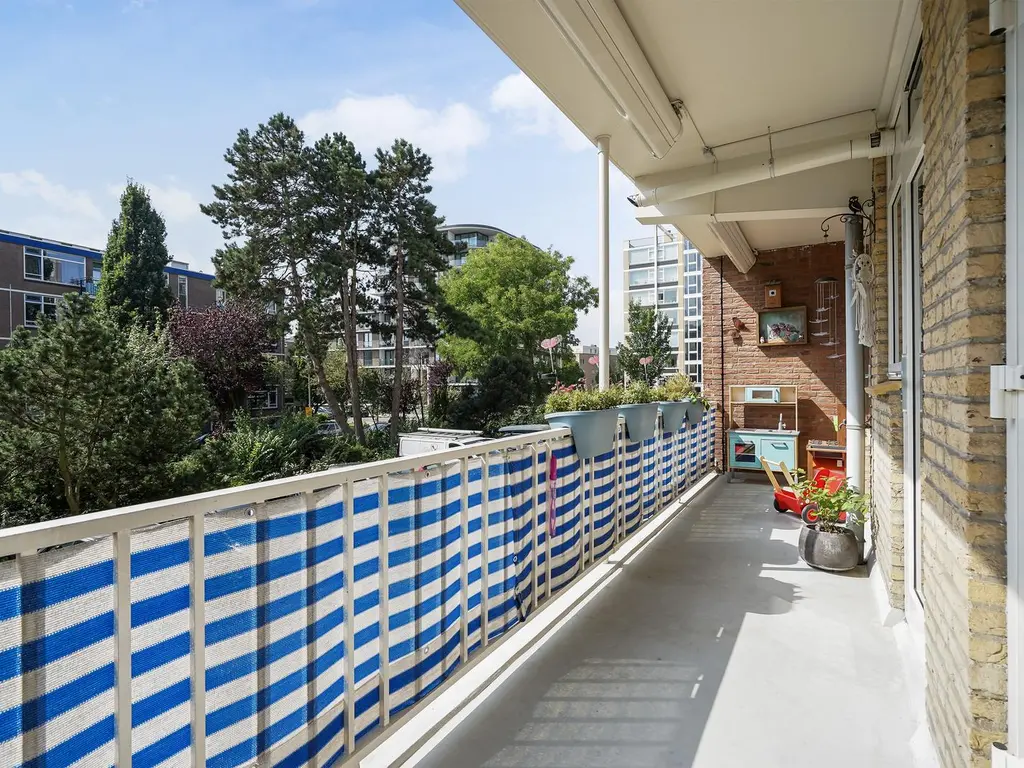 Cornelie van Zantenstraat 72, 'S-Gravenhage
