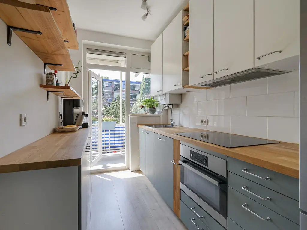 Cornelie van Zantenstraat 72, 'S-Gravenhage