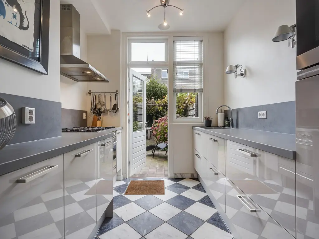 Ruychrocklaan 162, 'S-Gravenhage