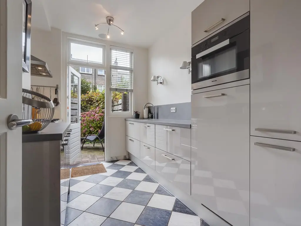 Ruychrocklaan 162, 'S-Gravenhage