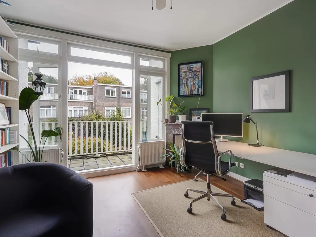 Ruychrocklaan 162, 'S-Gravenhage