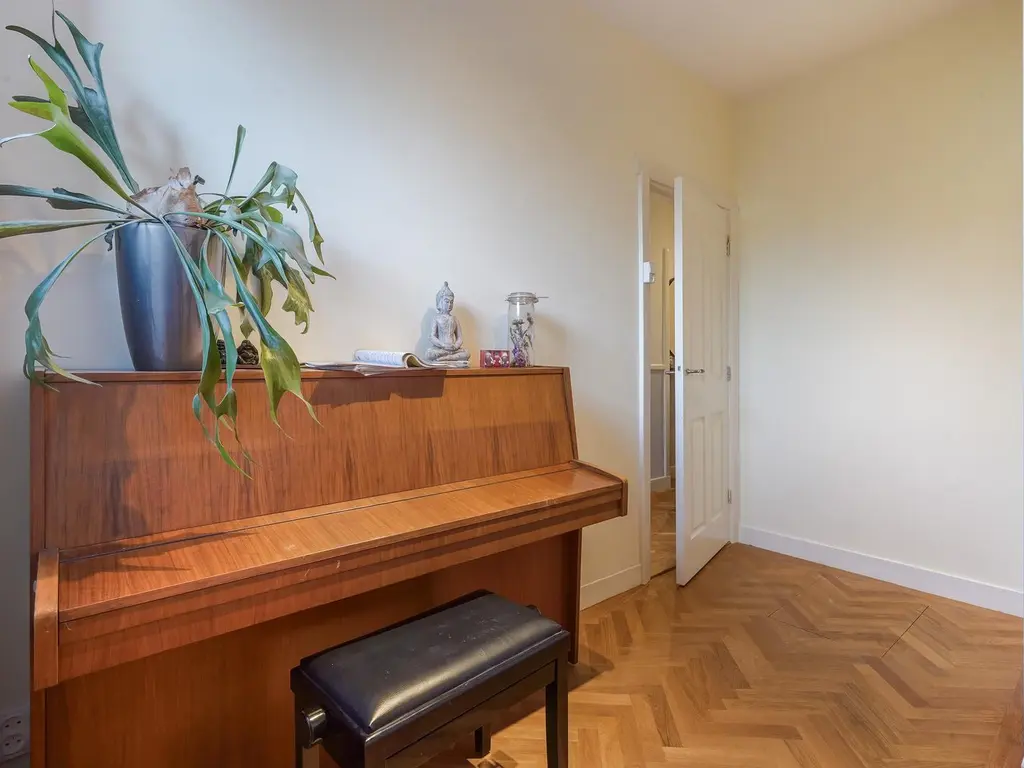 Mient 88, 'S-Gravenhage