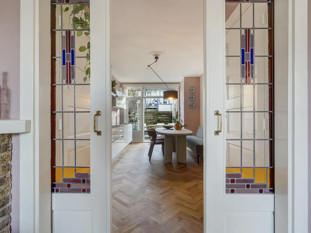 Mient 88, 'S-Gravenhage