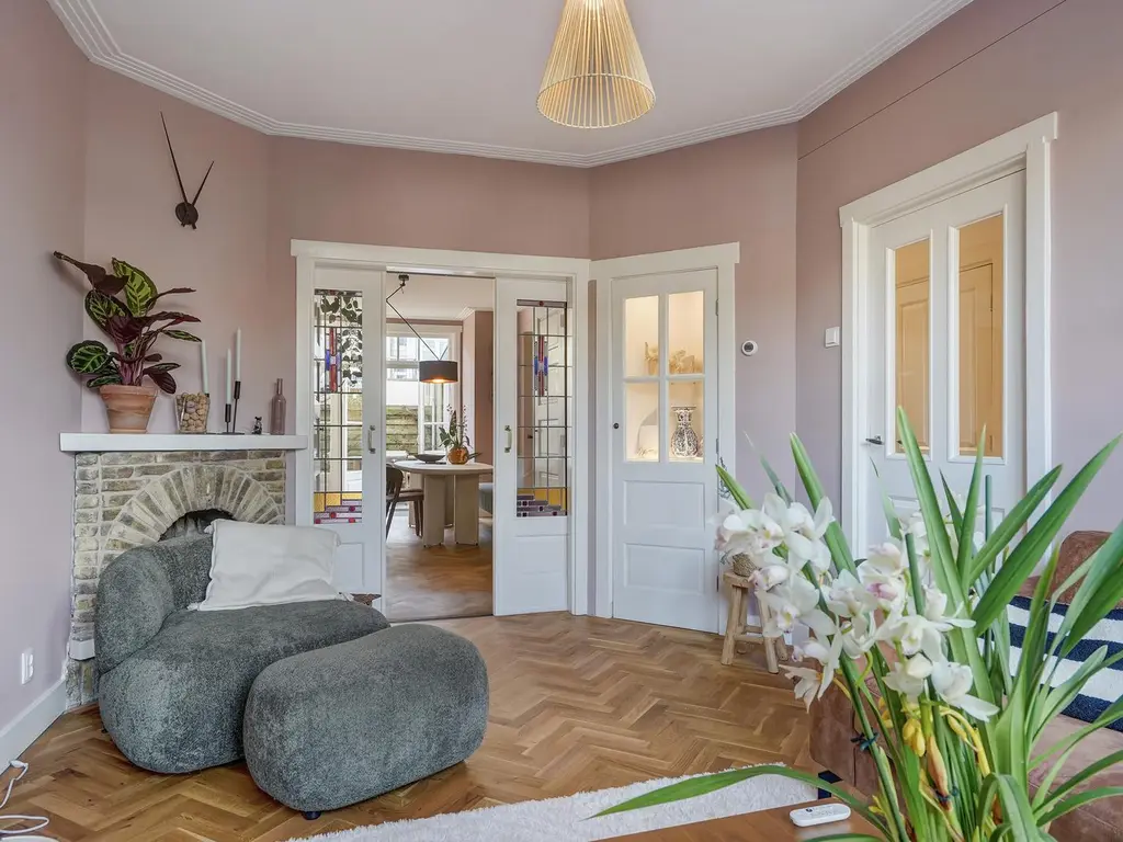 Mient 88, 'S-Gravenhage