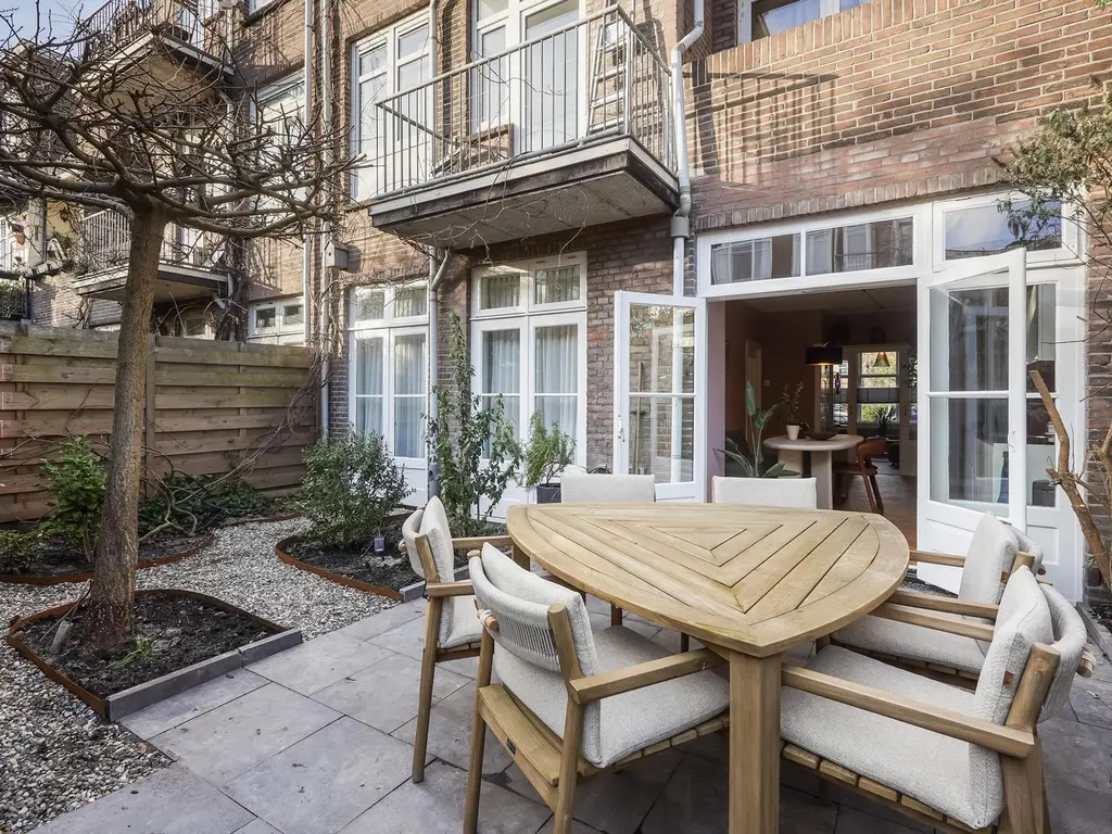 Mient 88, 'S-Gravenhage