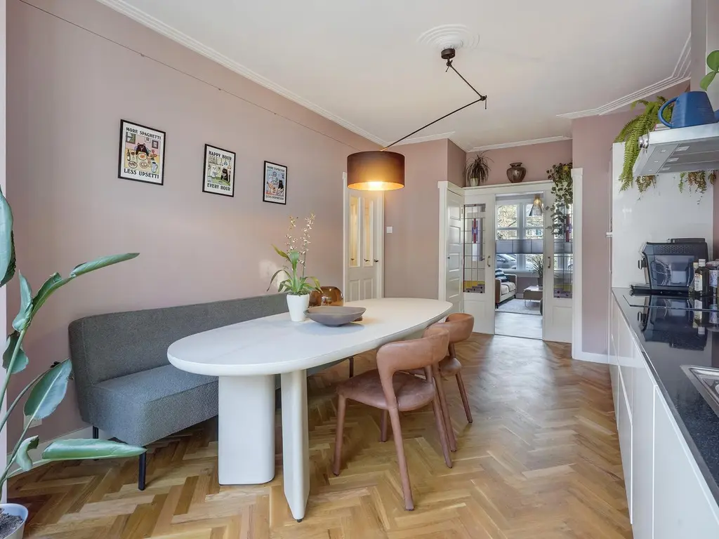 Mient 88, 'S-Gravenhage