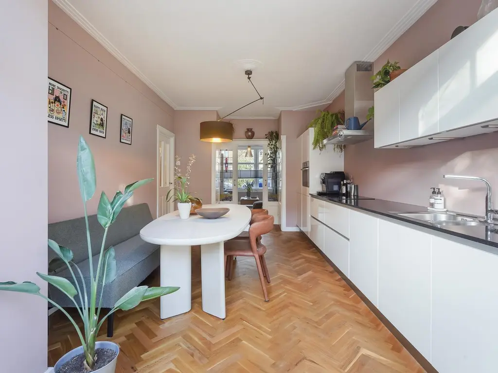 Mient 88, 'S-Gravenhage