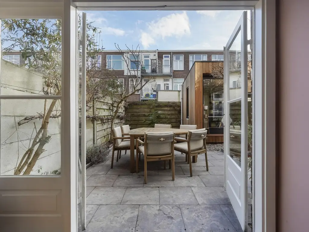 Mient 88, 'S-Gravenhage