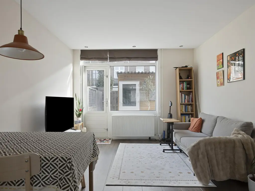 Jan de Wittstraat 22, Delft