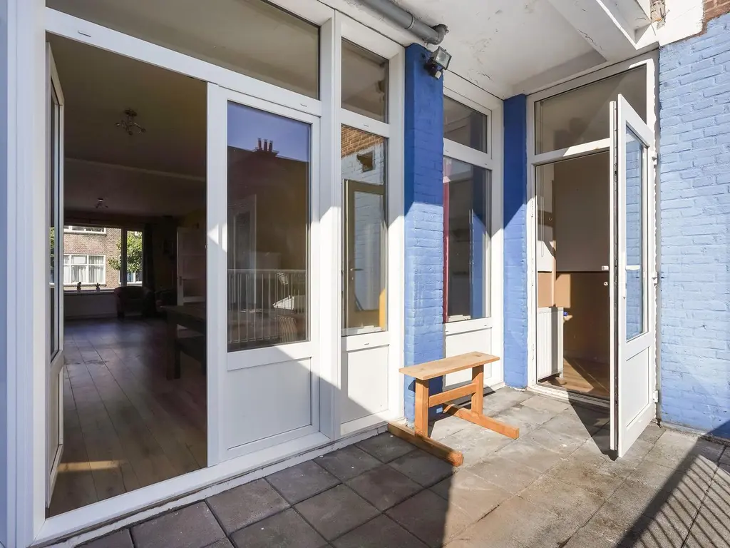 Fahrenheitstraat 699, 'S-Gravenhage