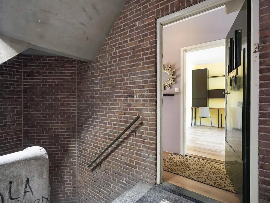 Fahrenheitstraat 699, 'S-Gravenhage