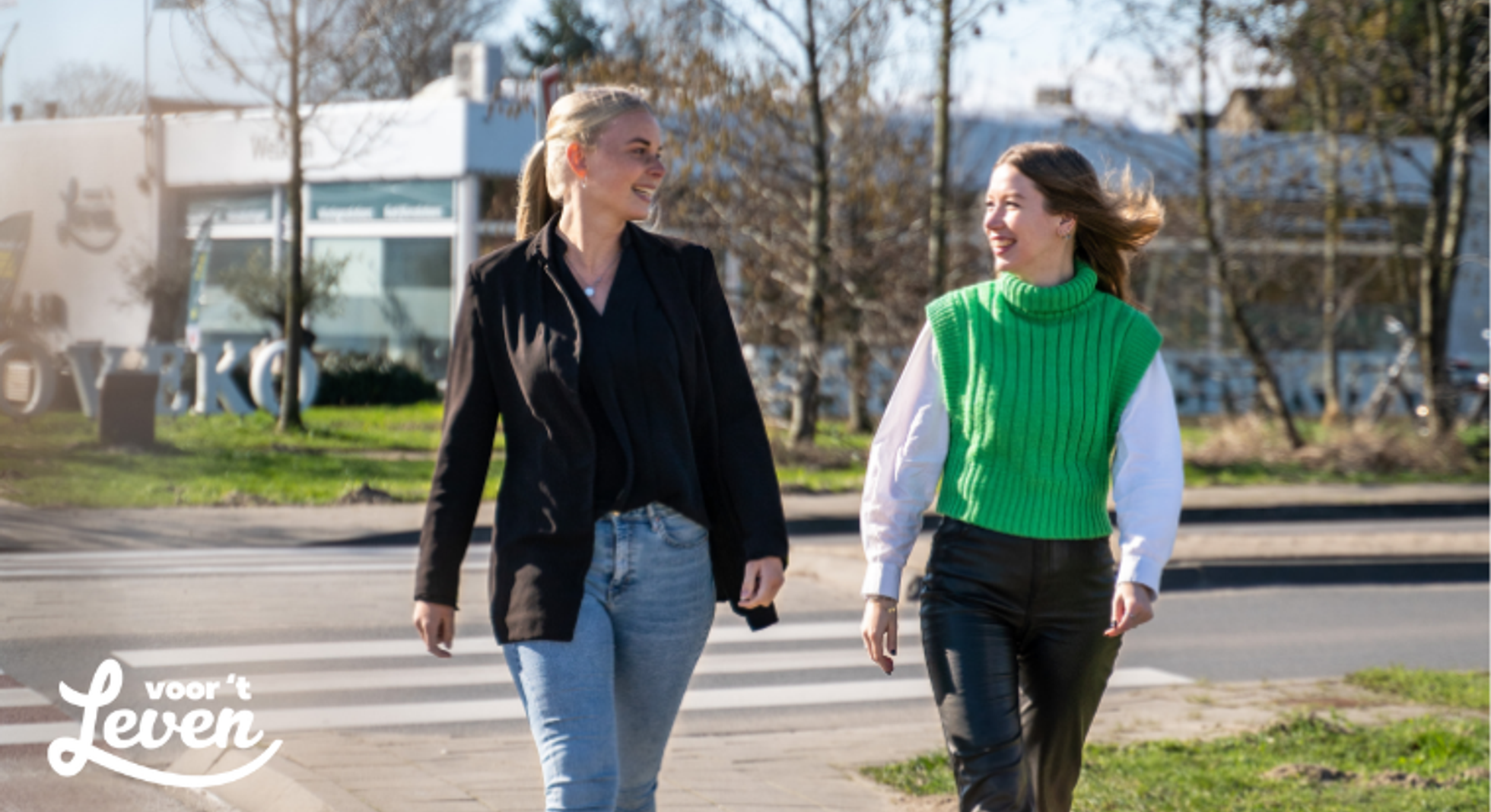 Hypotheekcontrollers Amke en Lieke: ‘Diversiteit, persoonlijk contact en het team maakt ons werk leuk!’