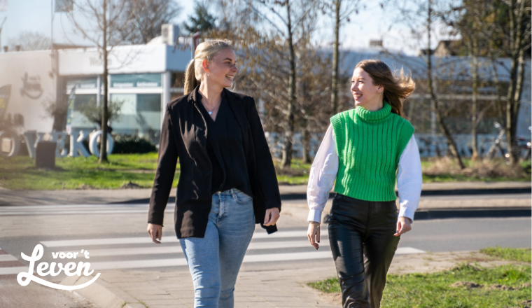 Hypotheekcontrollers Amke en Lieke: ‘Diversiteit, persoonlijk contact en het team maakt ons werk leuk!’