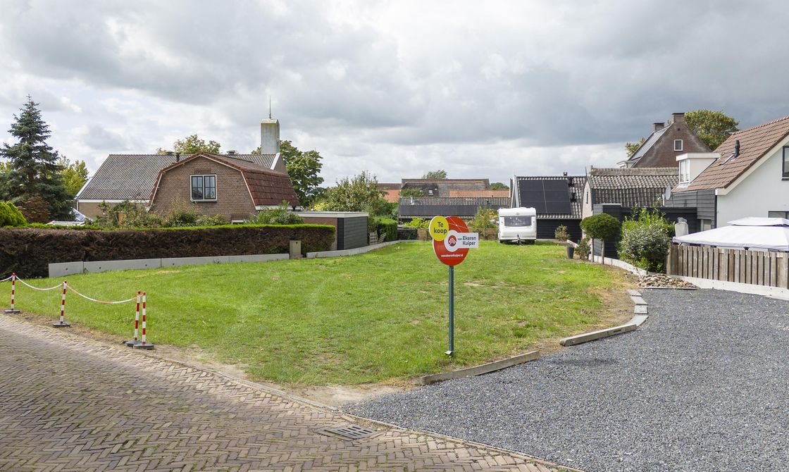Waal - Bouwkavel Twee-onder-één kapwoning, afbeelding 1