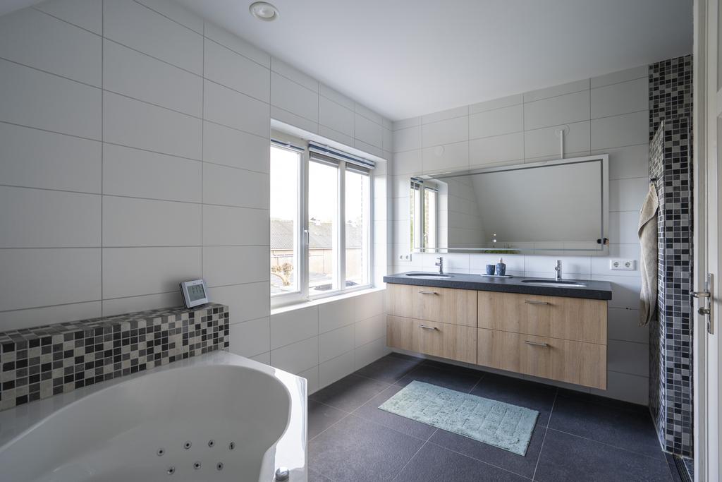 W.J. van der Hooftstraat 9, afbeelding 37