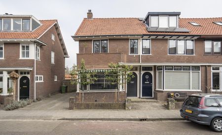 Burg. Gaarlandtstraat 37