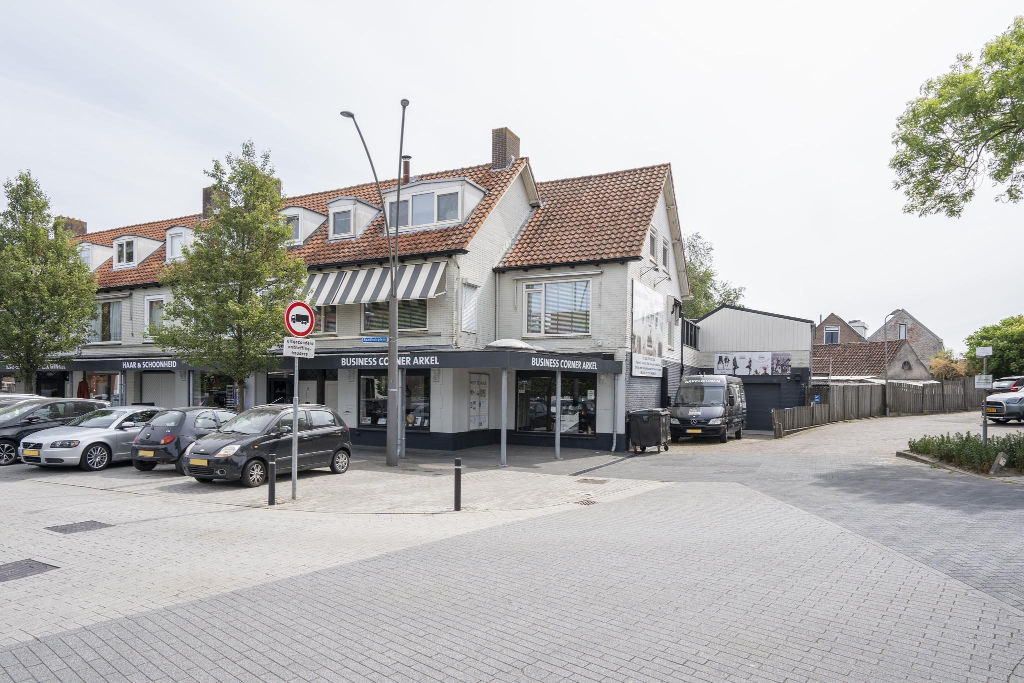 Raadhuisplein 2, afbeelding 1