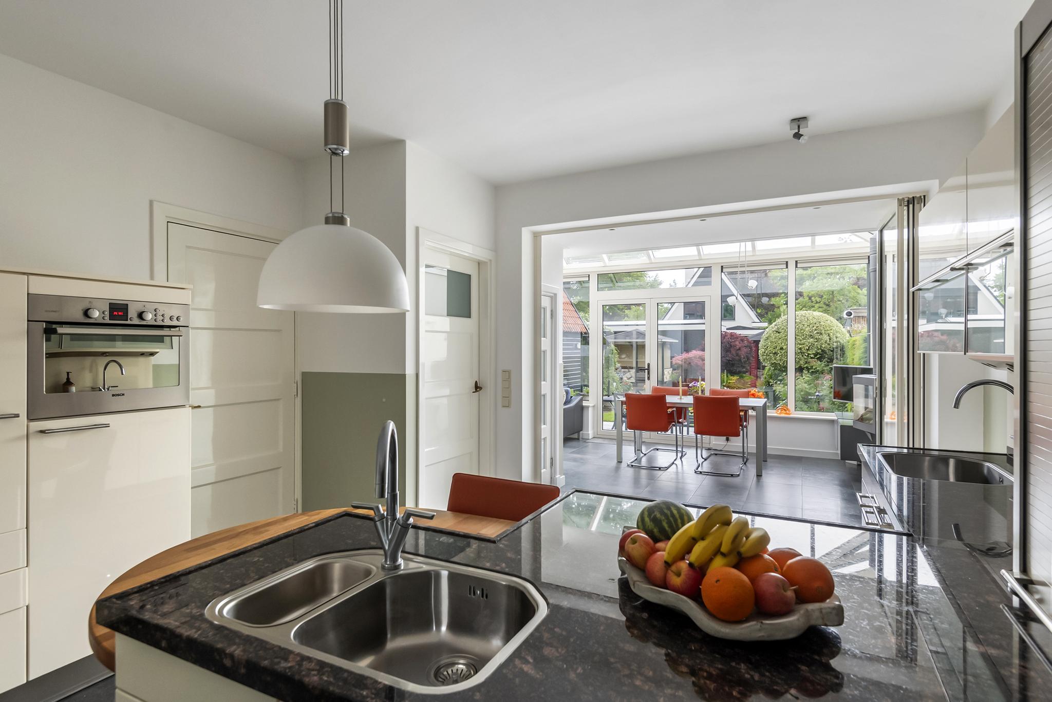 Van Dam van Isseltweg 9, afbeelding 1