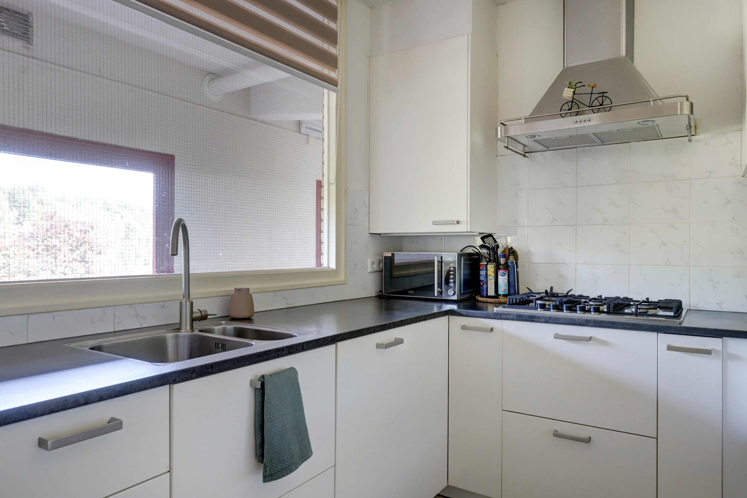 Dokter van Stratenweg 241, afbeelding 7