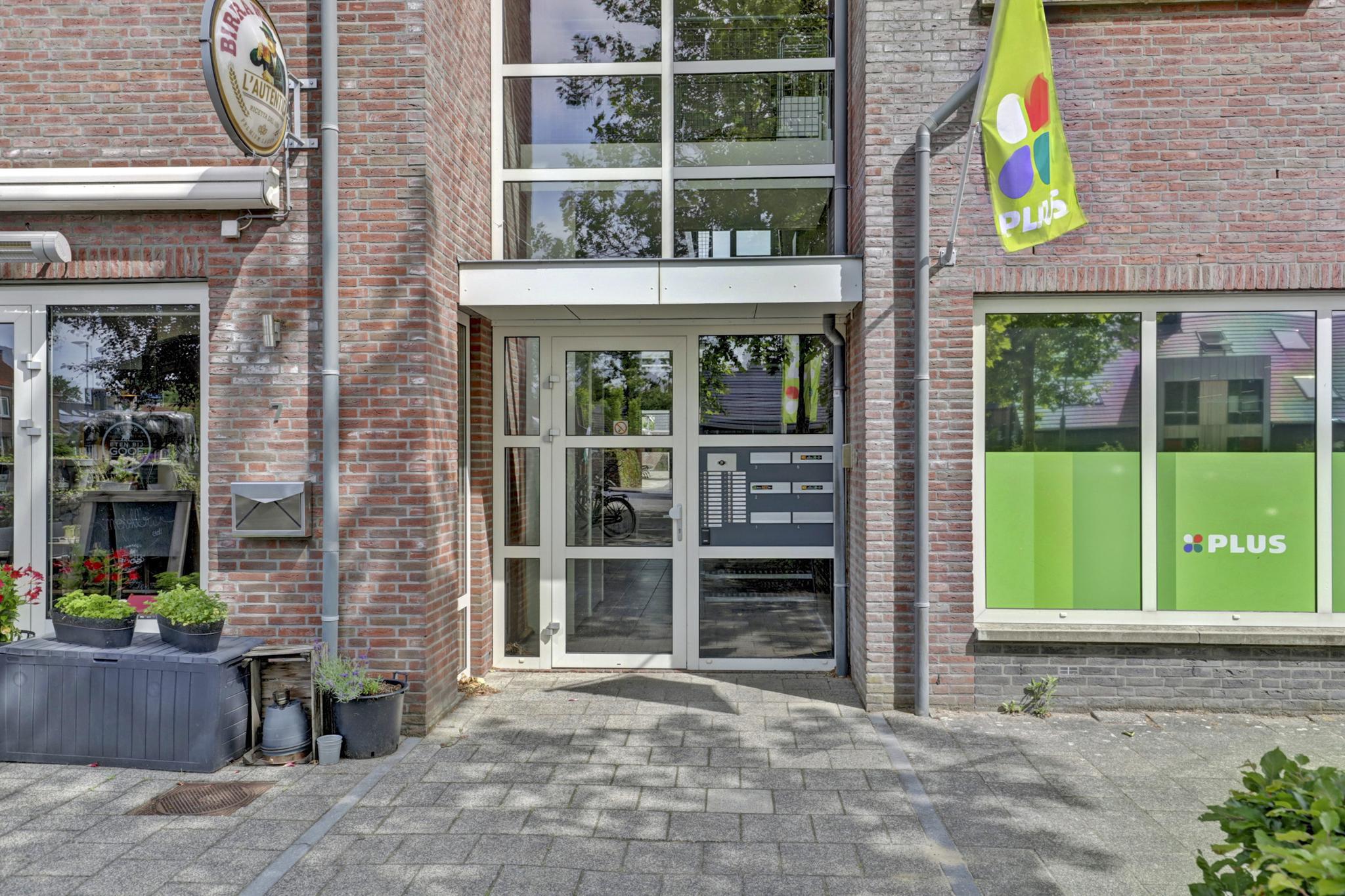 Dirk IV-plein 2, afbeelding 1