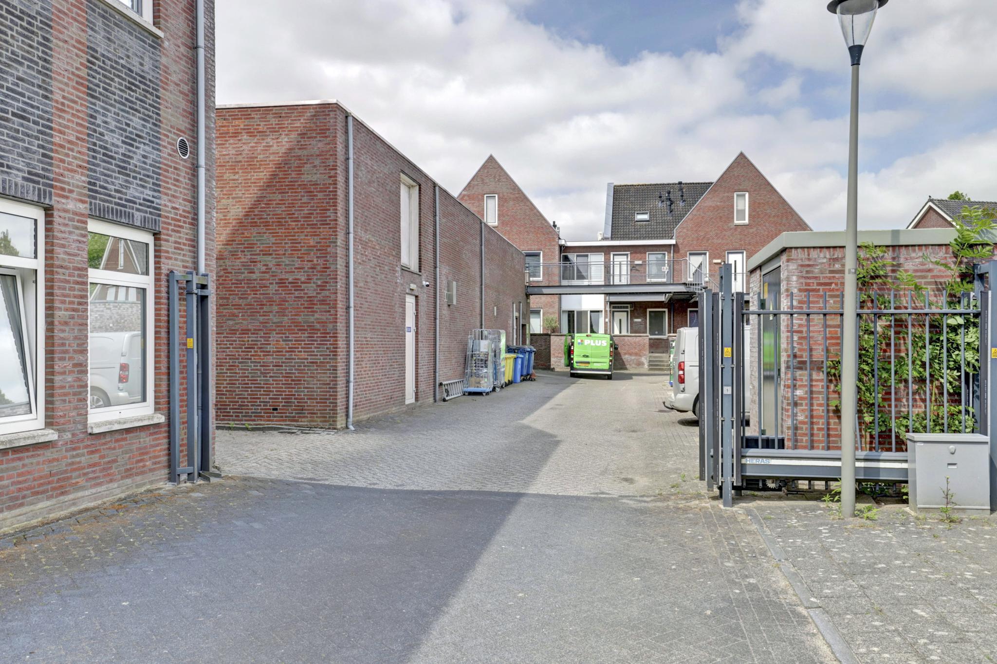 Dirk IV-plein 2, afbeelding 32