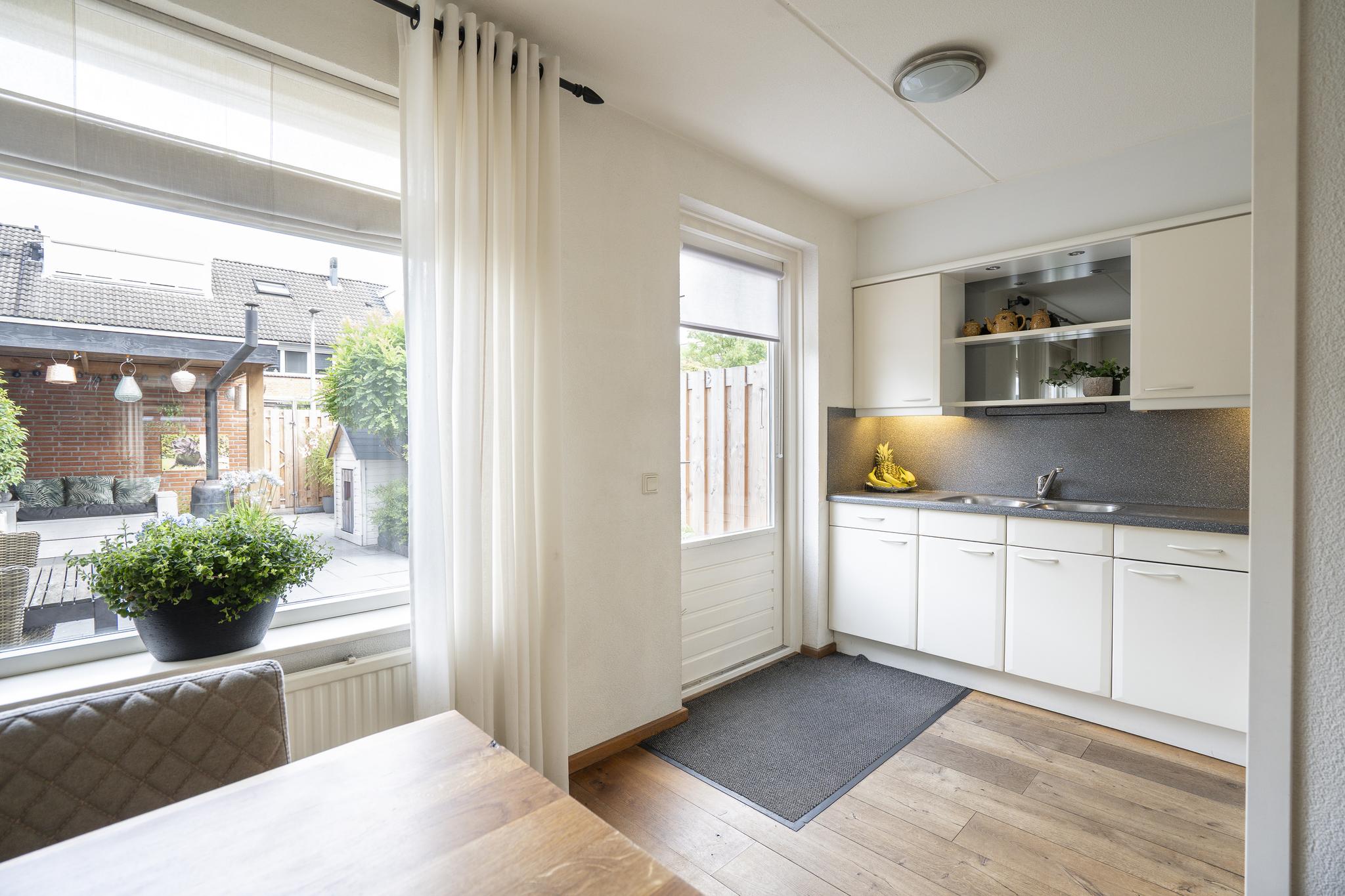 Troubadour 6, afbeelding 15