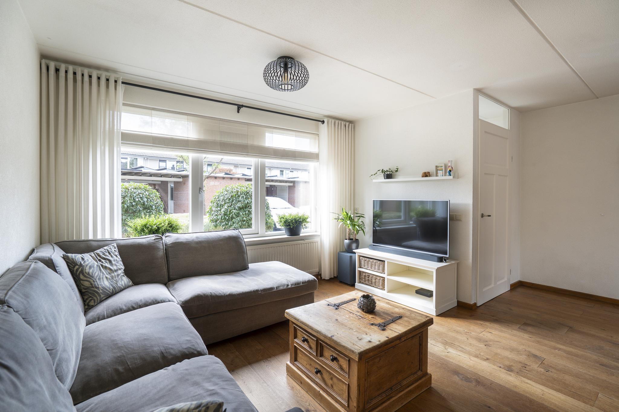 Troubadour 6, afbeelding 8