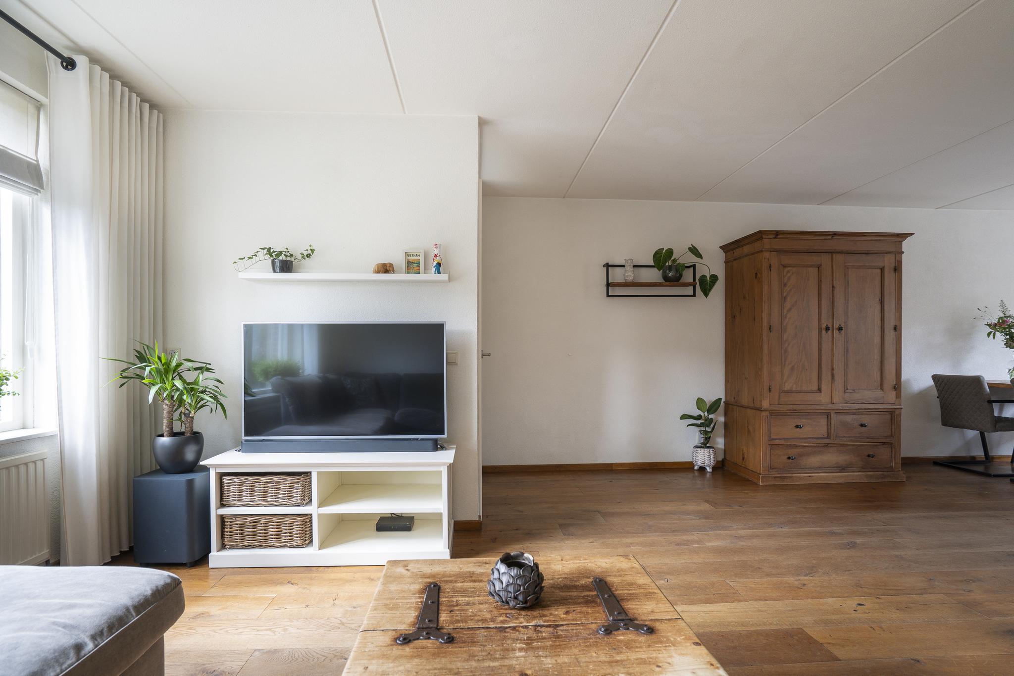 Troubadour 6, afbeelding 11