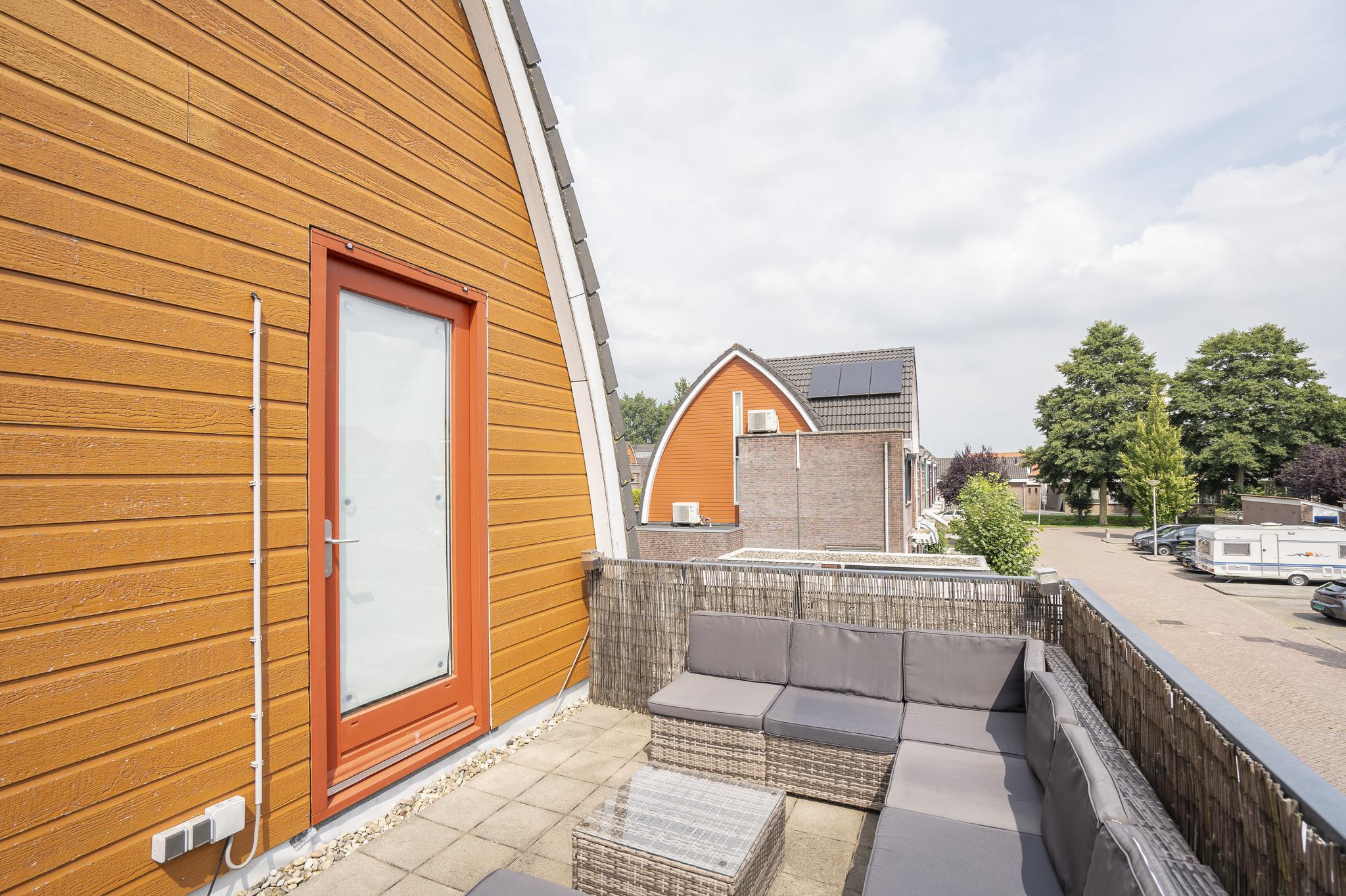 Kamperfoelie 24, afbeelding 11