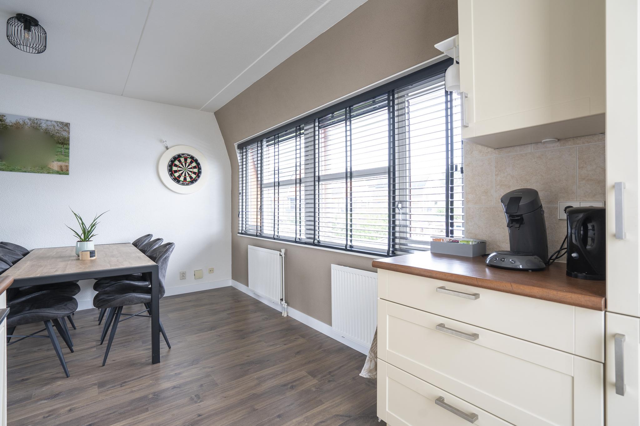 Kamperfoelie 24, afbeelding 13